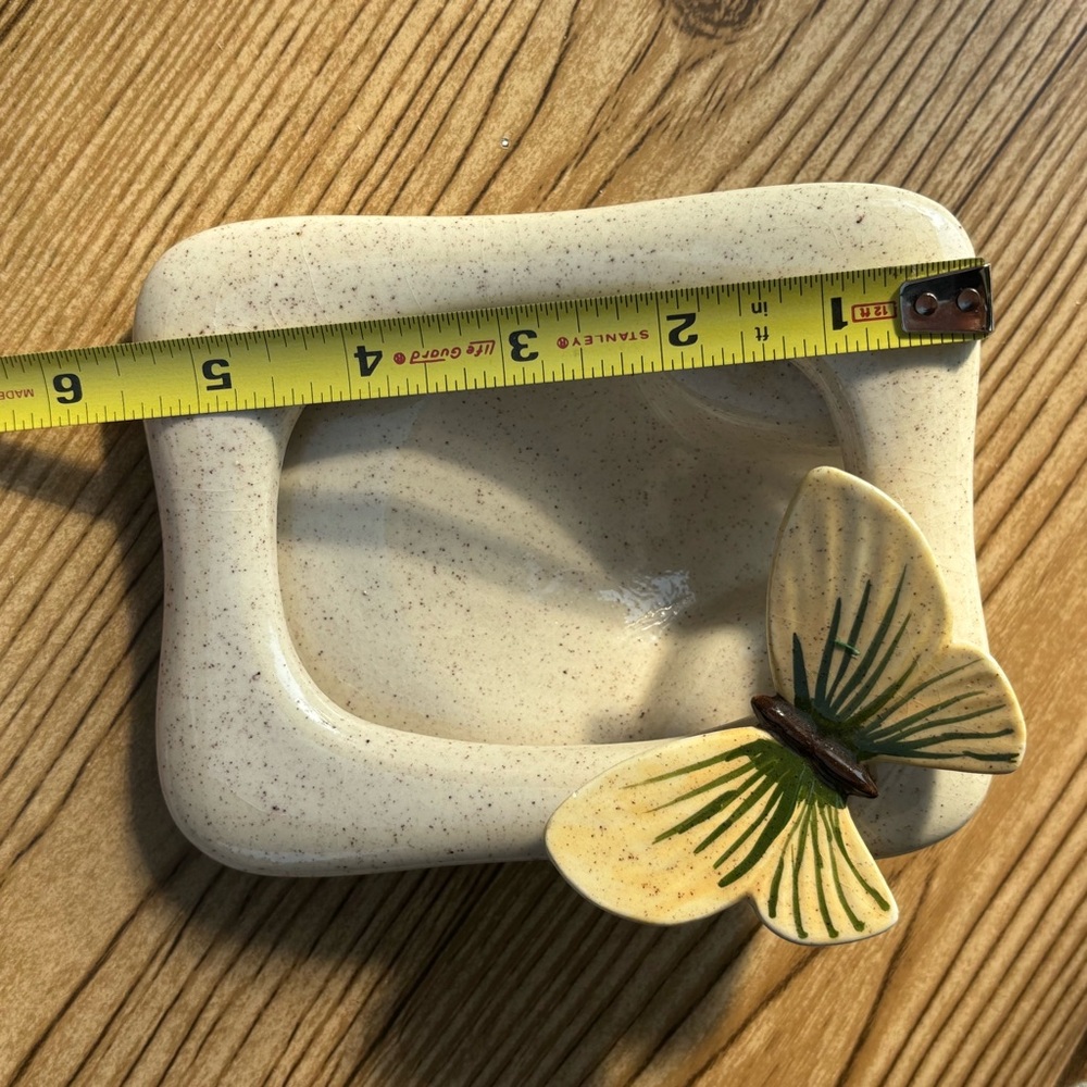 Speckled Ceramic Rounded Edge Photo Frame With Yellow Butterfly - Picture 8 of 11